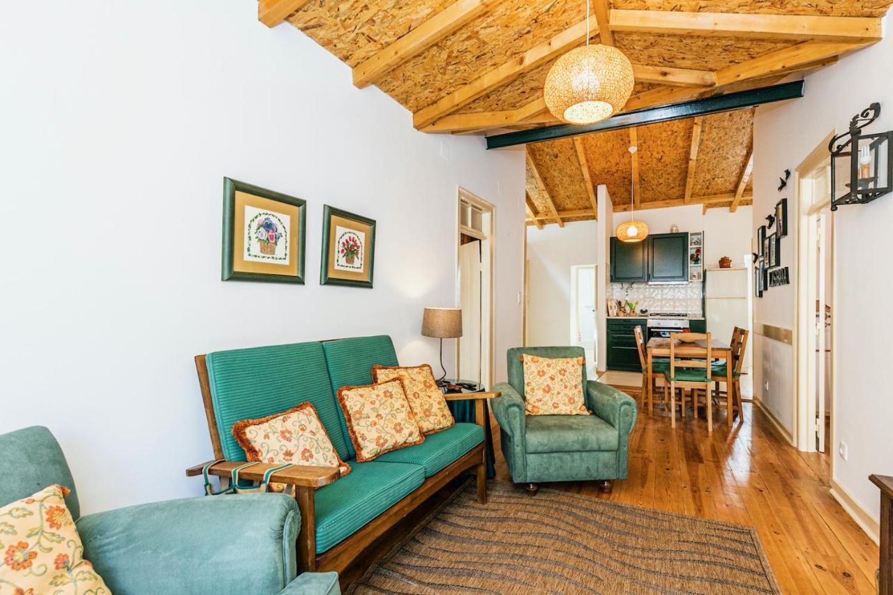 Moderno Apartamento Em Bairro Tipico Lisboeta Lisboa Exteriör bild
